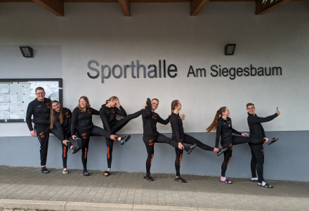 Jugendteam-Merch Anprobe